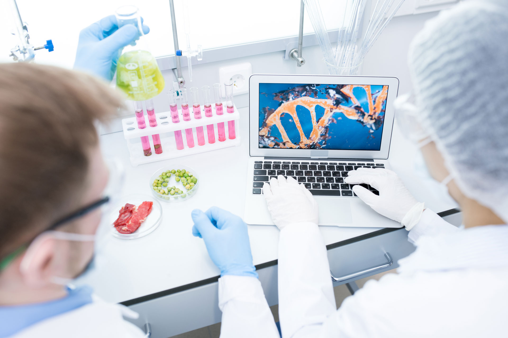 DNA Nanotubes: Nucleation & Growth